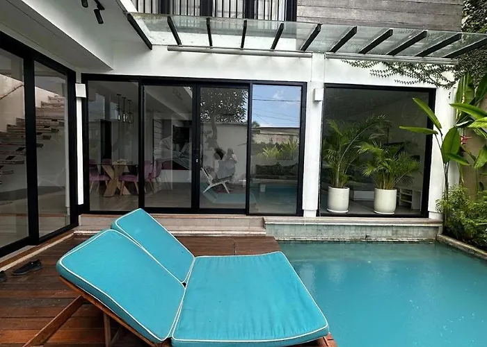 Ewa 1 Villa *